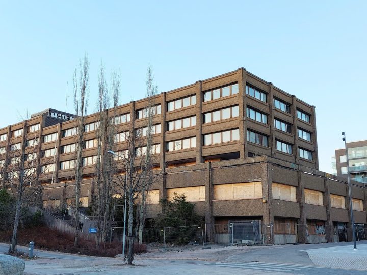 OmaEspoo‑asiointiportaali avattu – chatbot, chat ja videopuhelu tuovat palvelut yhteen paikkaan