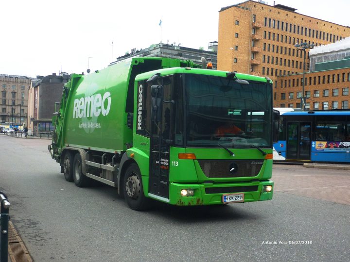 HSY aikaisti tyhjennykset: Espoon jäteastiat tyhjennettiin jo sunnuntaina 21.12. – näin varmistat joulurauhan pihassa