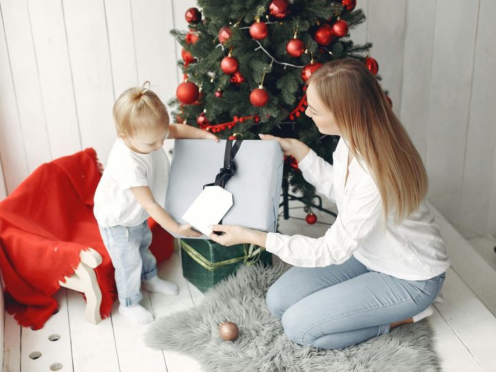 Joulun jälkeinen pahvipiikki täyttää Espoon roskahuoneet – näin lajittelet paketointijätteet oikein