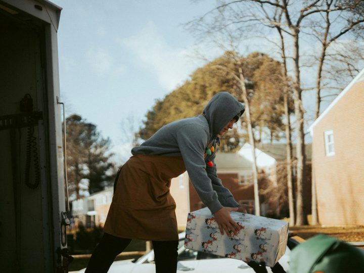 Lahja lähimmäiselle -keräys huipentui Espoossa – lahjakortit tuovat joulupöytään ruokaa ja toivoa
