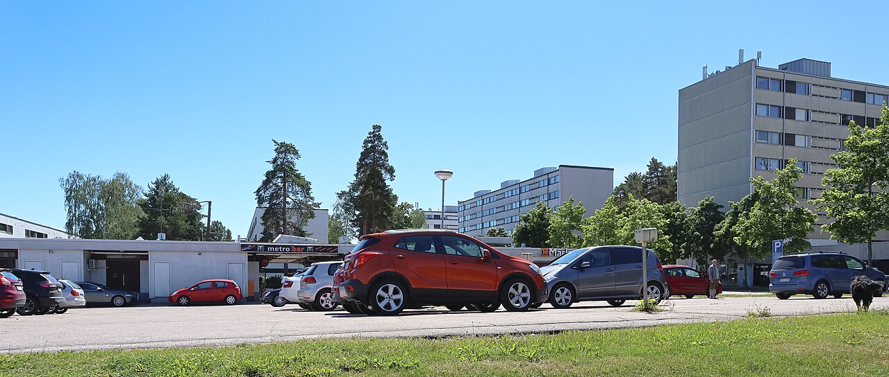 Huomisesta alkaen: maksullinen pysäköinti muuttuu Espoossa – vyöhykkeille uudet tuntihinnat