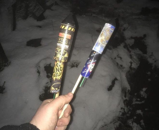 Ilotulitteiden täyskieltoa vaativa kansalaisaloite etenee eduskuntaan – Espoossa keskustelu palaa arjen turvallisuuteen