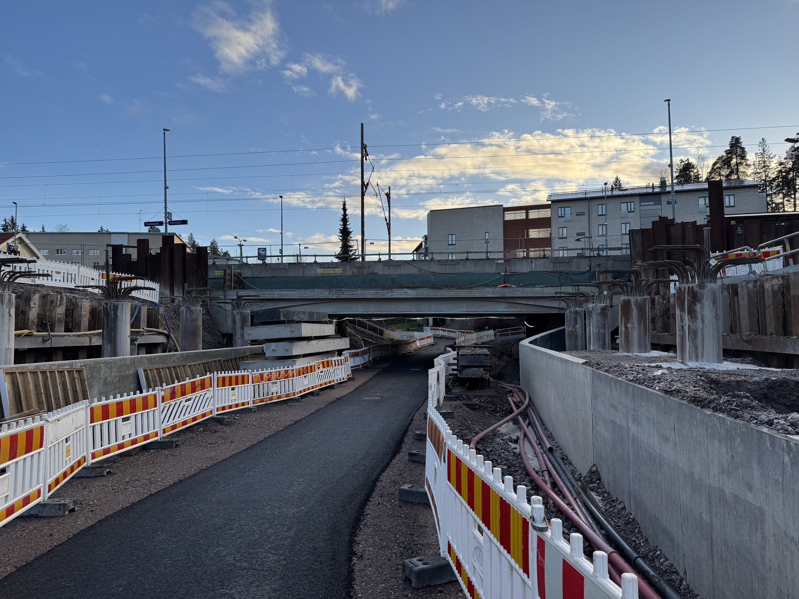 Espoonjoen simpukoita siirretään kaupunkiradan työmaan alta