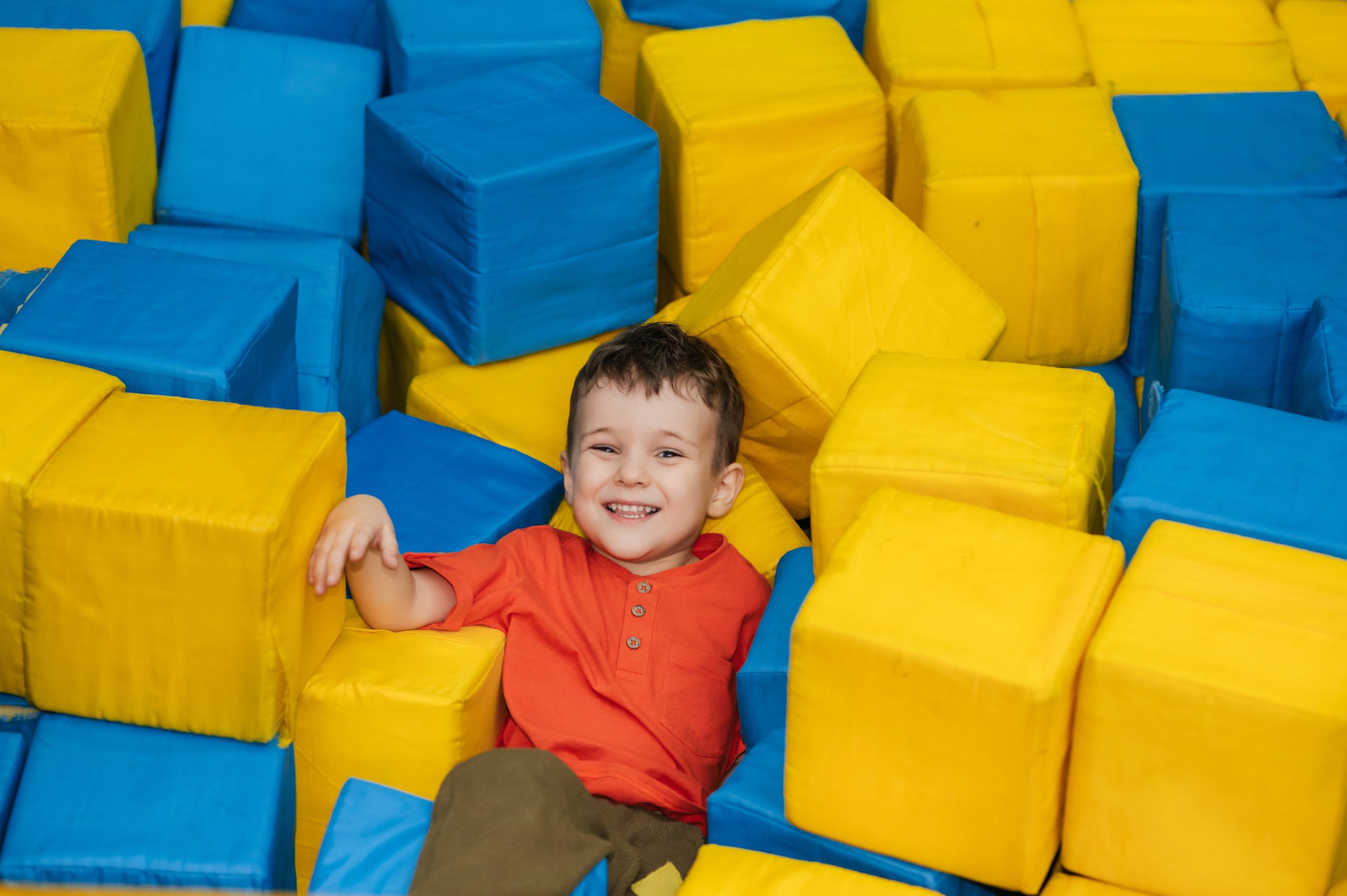 Espoon menovinkit 25.1.2026: Block Party, Karin Hellman -opastus, Honka–Bisons ja skituuri Nuuksiossa – 10 poimintaa