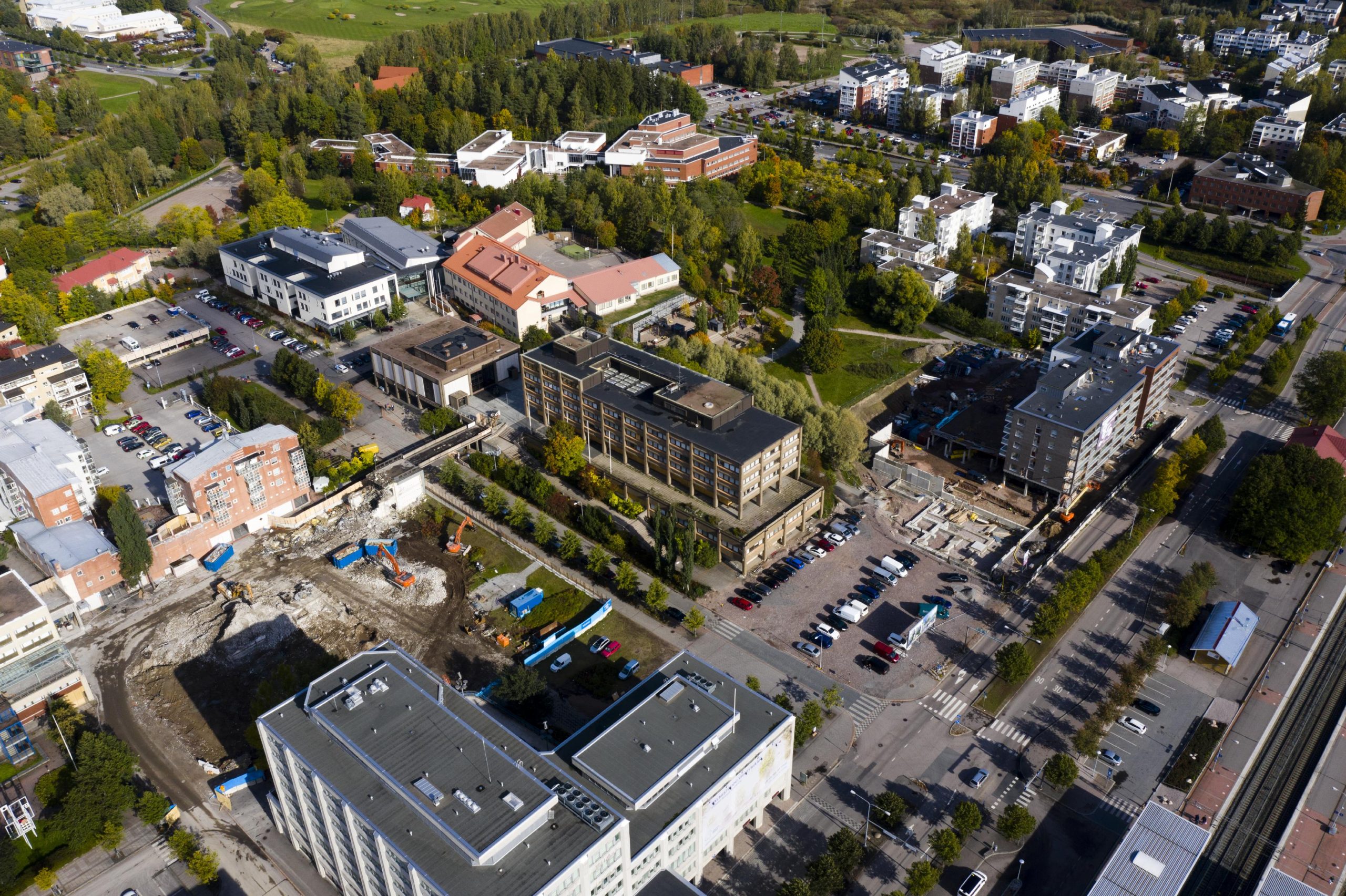 Espoon kaupunginhallitus palautti talouden tasapainotustyön uuteen valmisteluun