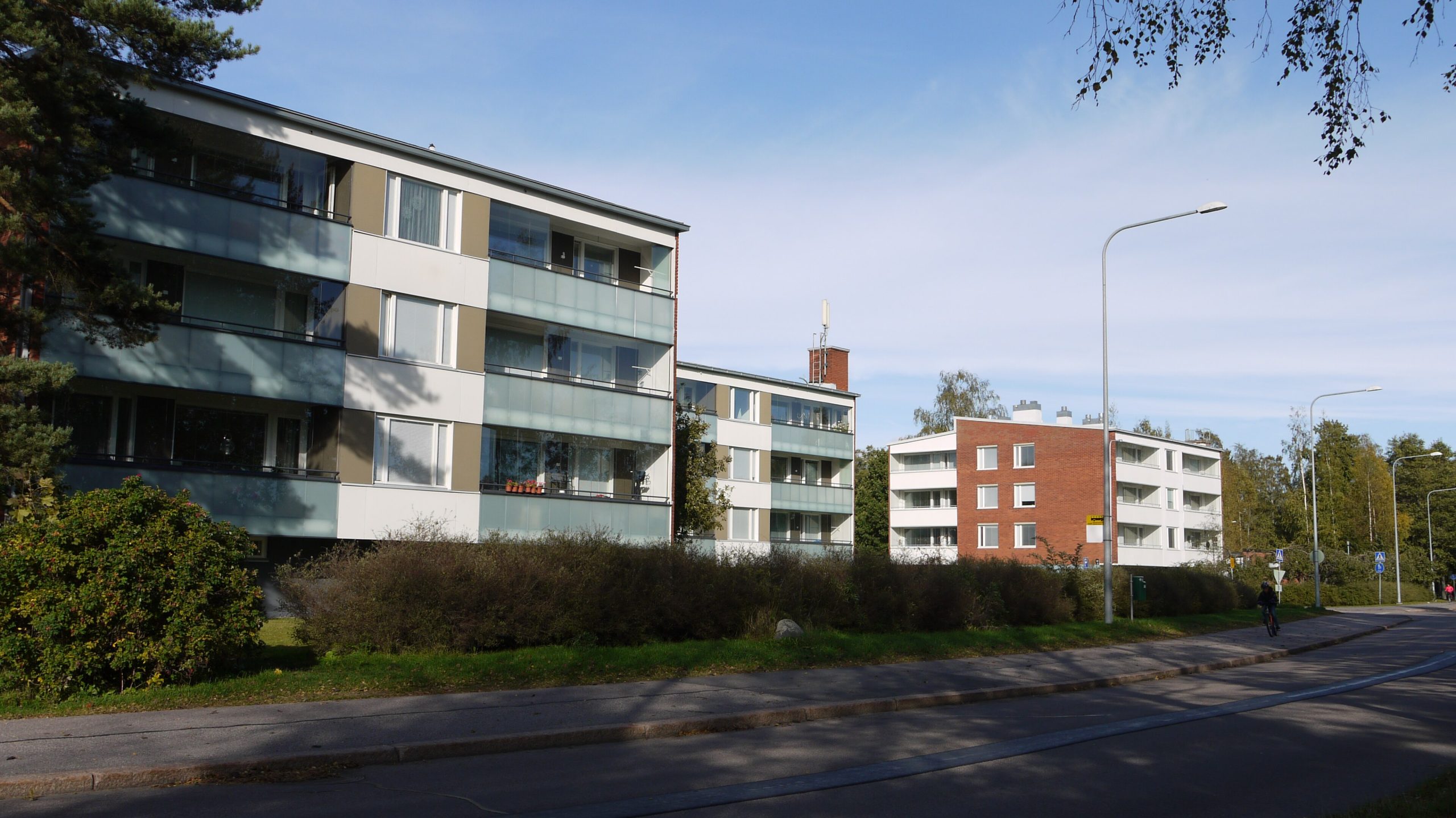 PTT:n asuntomarkkinaennuste: Espoon ja Kauniaisten vanhojen kerrostaloasuntojen hinnat yhä laskusuunnassa vuonna 2026
