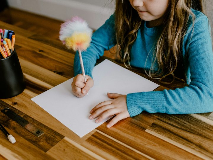 Espoon menovinkit 2.2.2026: suomen kielen treeniä, kirjastojen ohjelmaa, pubivisaa ja Sellosalin kamarimusiikkia – 10 poimintaa