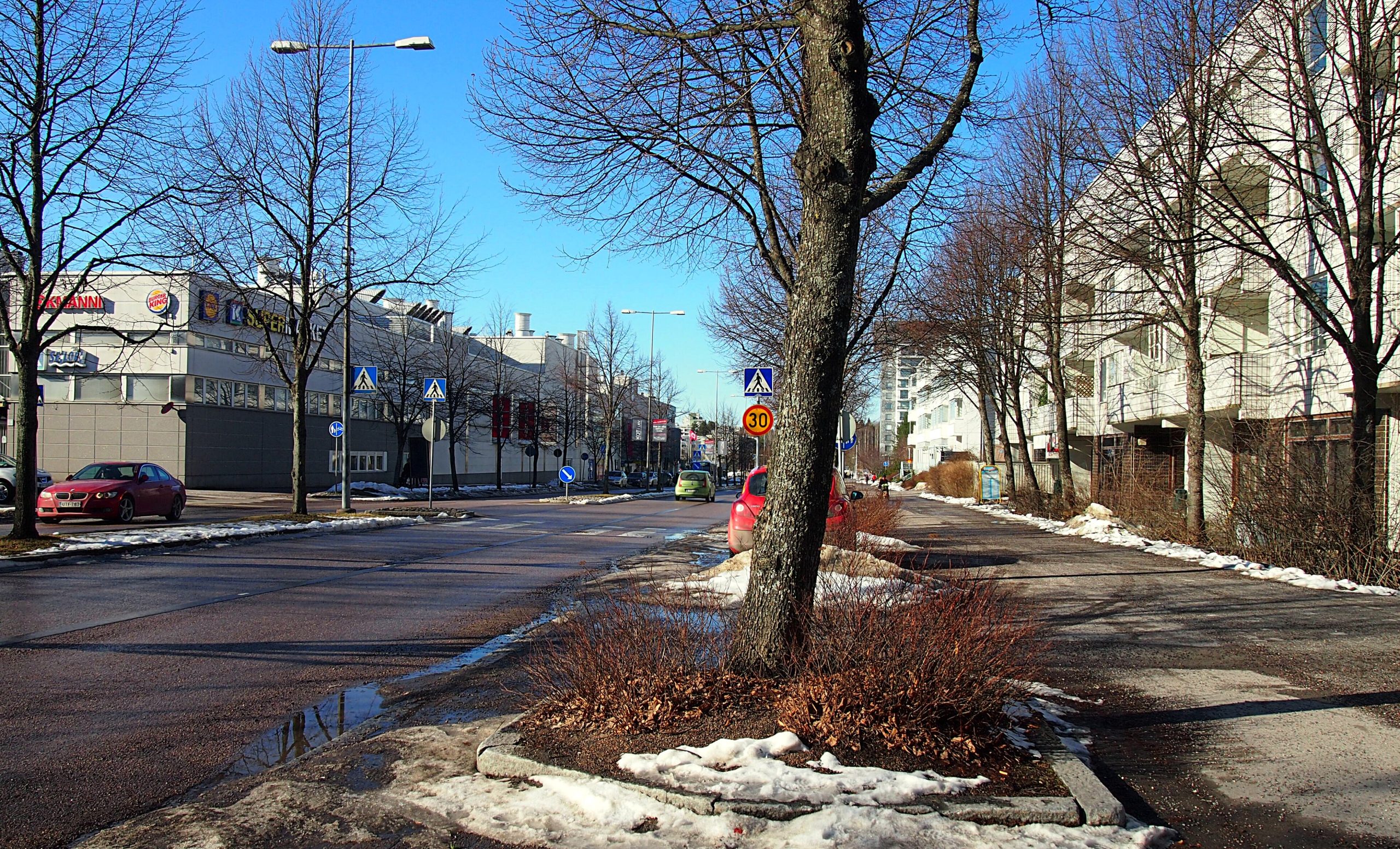 Huono ajokeli ei osunut pahimpana Espooseen, mutta sunnuntai-ilta teki teistä petollisia