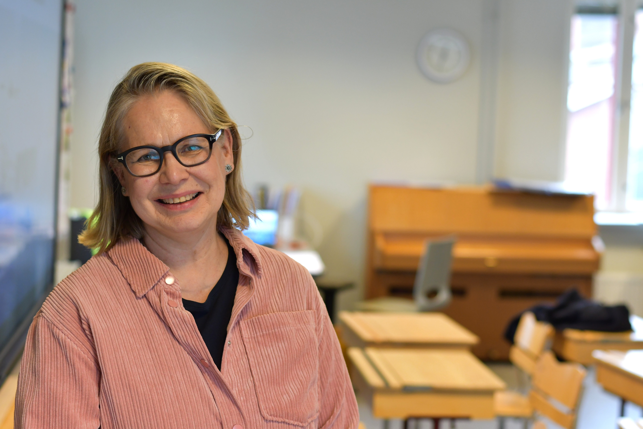 Kieltenopettaja Hanna Holtari.