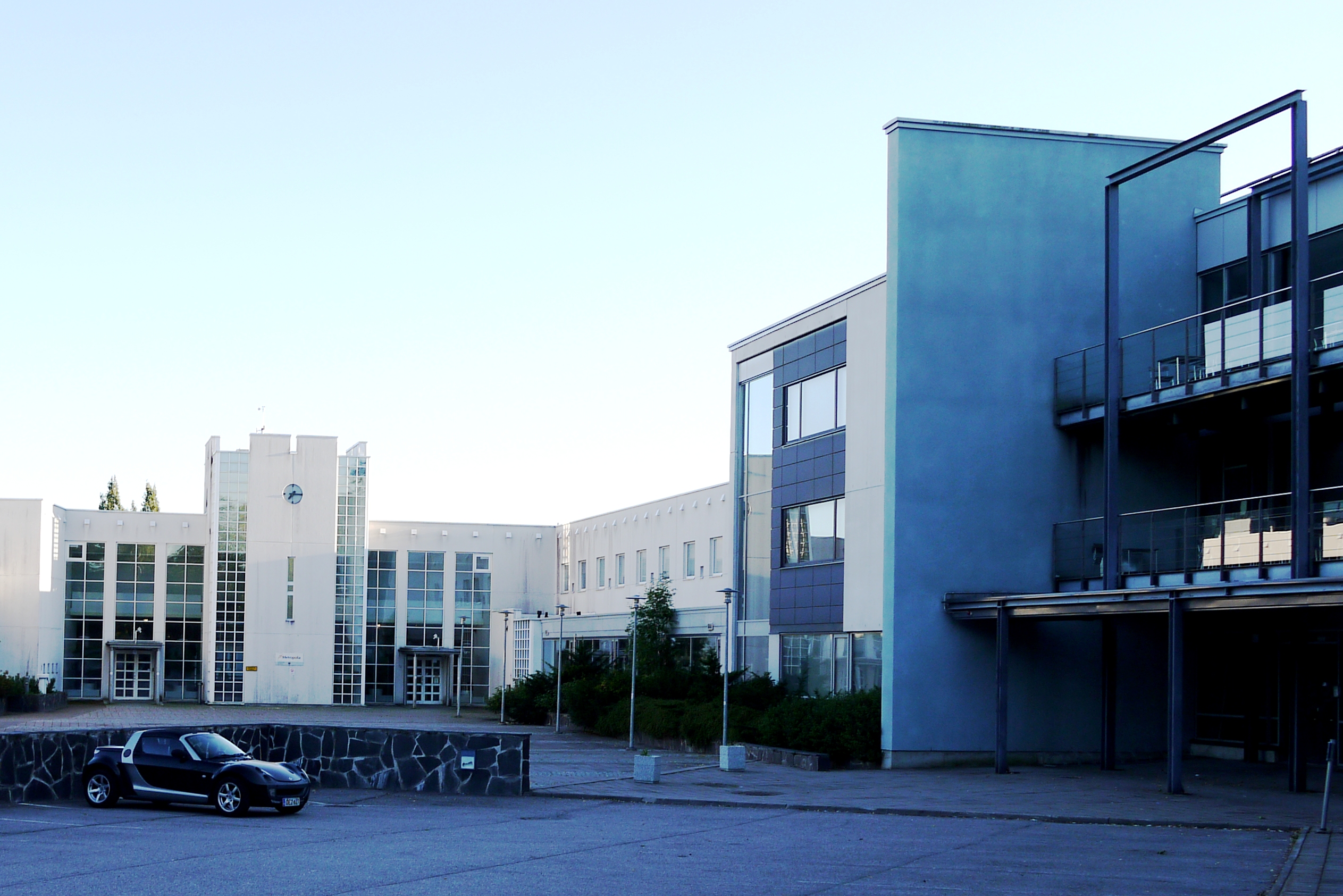 Metropolia vähentää enintään 40 tehtävää – päätös tuntuu myös Espoon Karamalmissa