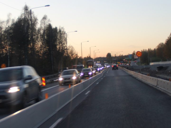 Espoon liikenneväkivalta nousi tuomiossa pintaan – kirvesisku ja Soukan takaa-ajo johtivat vankeuteen