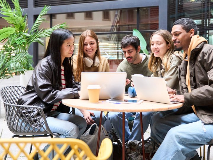 Otaniemessä vauhditetaan suomen kielen polkuja – Aallon Kielibuusti 2025–2028 tähtää myös työllistymiseen