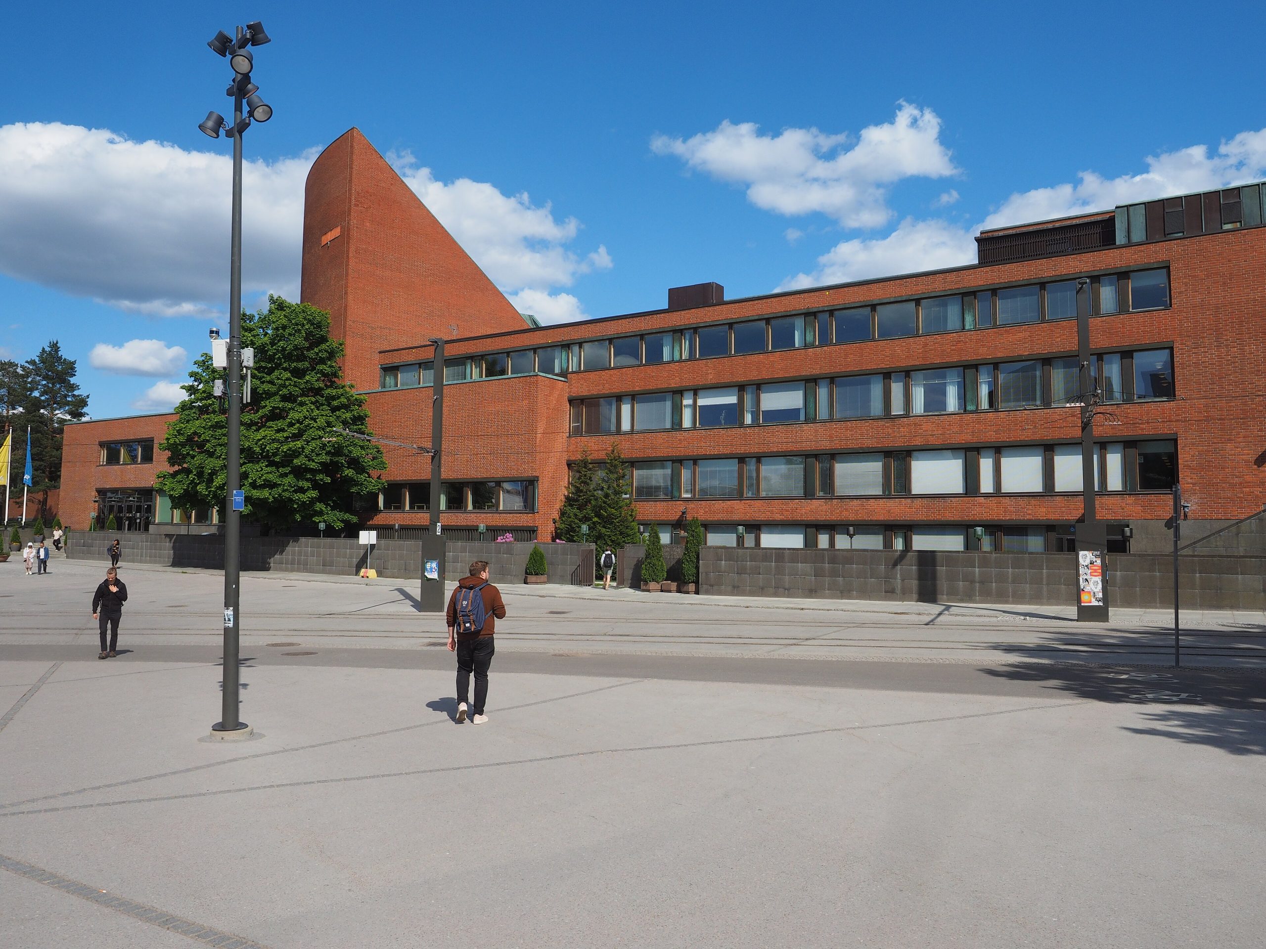 Aalto: Suomen ELLIS-instituutti hakee tekoälystä käytännön hyötyä – Otaniemi vahvistuu tutkimuskeskittymänä