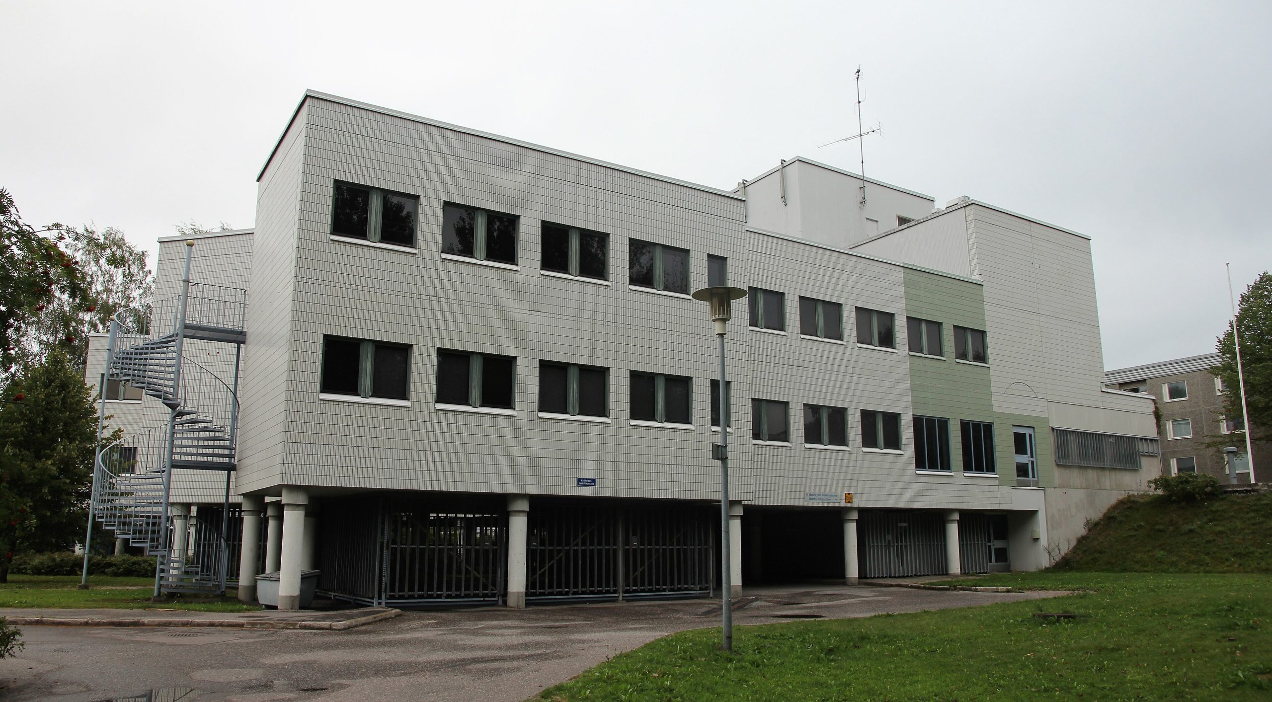 Aluevaltuusto käsitteli Espoossa kielellisiä oikeuksia, hoivapalveluja ja lasten tukea