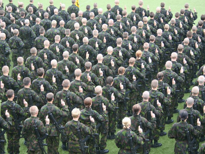 Espoo mukaan kutsuntainfon kokeiluun – koko 17-vuotiaiden ikäluokalle luvassa yhteinen turvallisuustieto