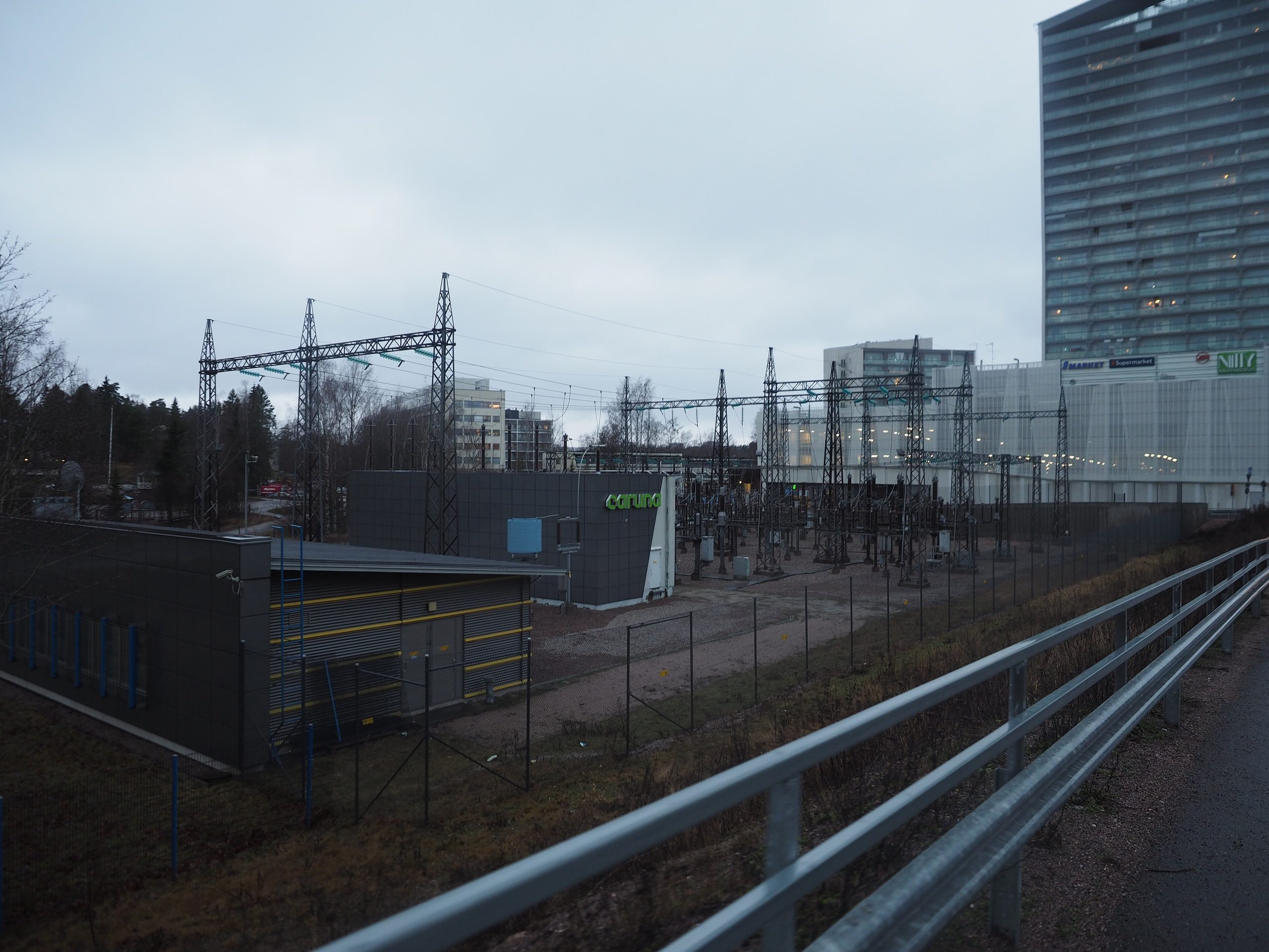 Sähkönsiirron hintaerot nousivat esiin – Espoossa lasku koostuu kahdesta eri osasta