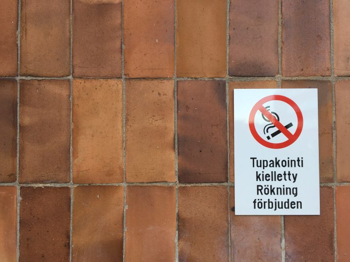 Maailman tupakaton päivä nosti nikotiinin houkuttelevuuden esiin – Espoossa apua saa myös itsehoito-ohjelmasta