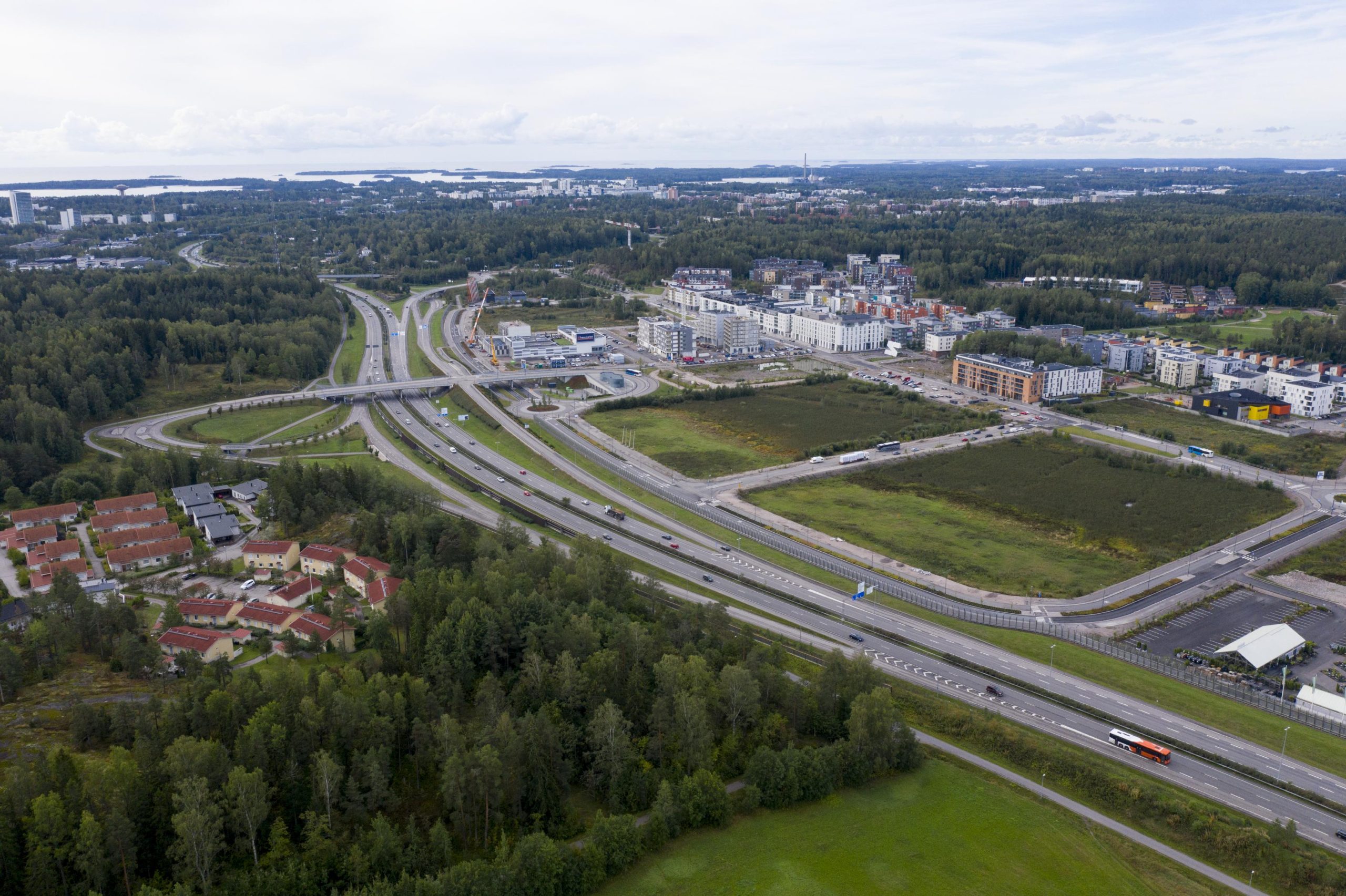 Suurpellon krikettikenttä kertoo Espoon liikuntapaikkojen uudesta suunnasta