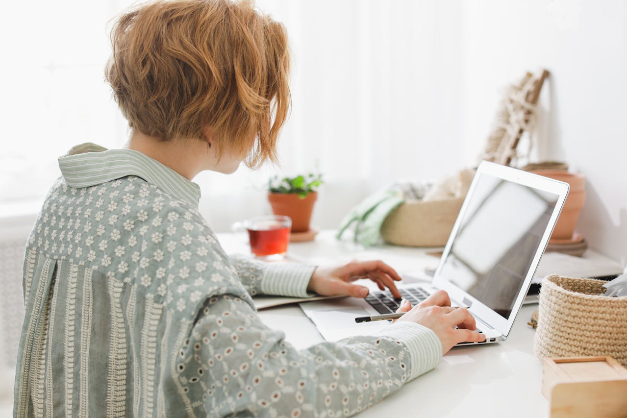 Espoon työnhakijoille tuodaan uravalmennusta verkkoon – digitaidot osaksi työllistymisen tukea