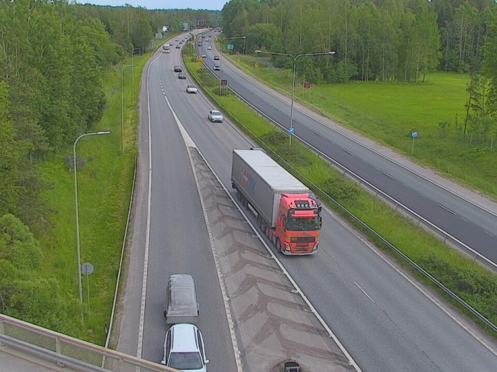 Nupuri nousi juhannuksen ruuhkaennusteen kärkeen – 31 700 ajoneuvoa 18.6.2026
