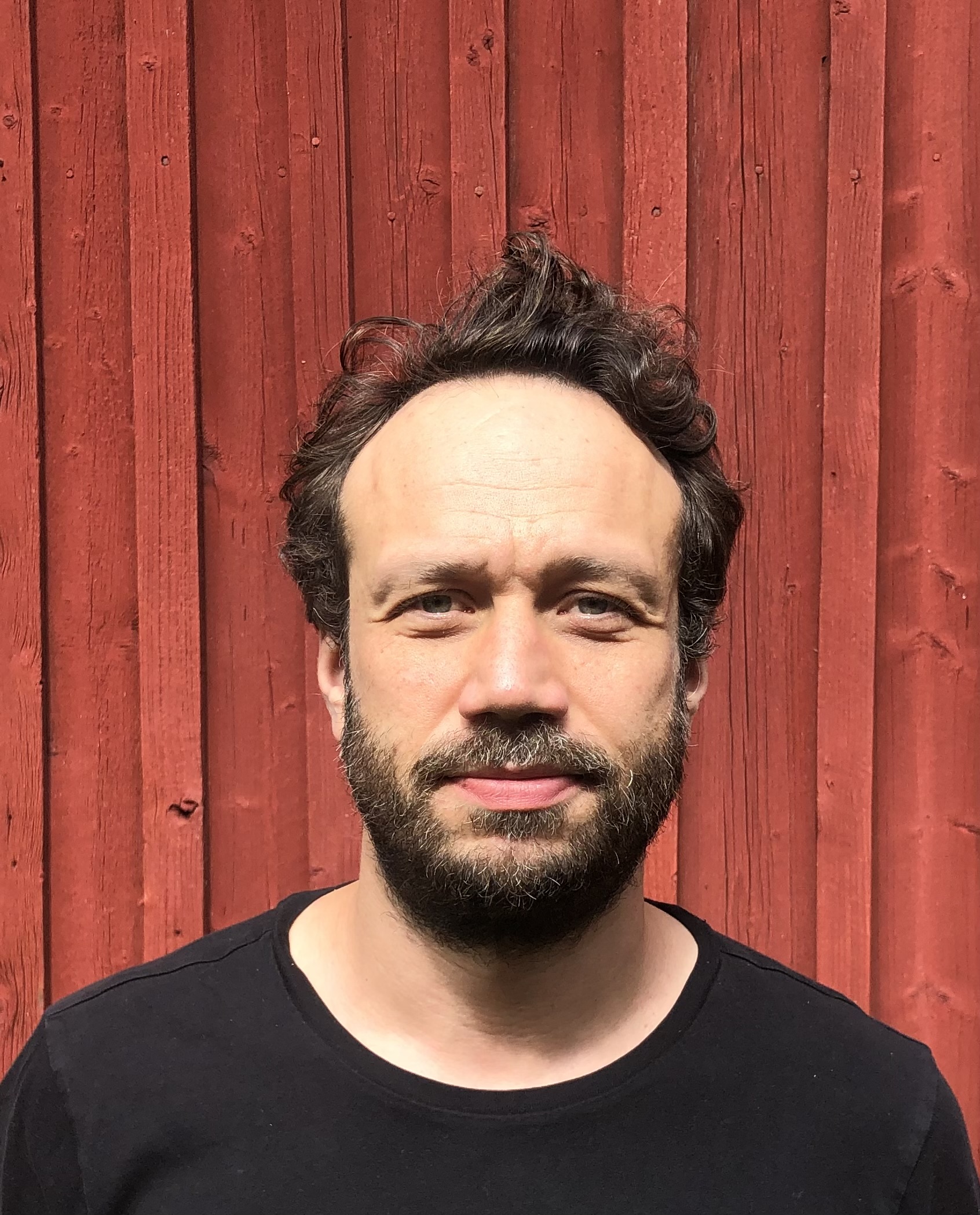Elmer Bäck valittiin Unga Teaternin uudeksi teatterinjohtajaksi