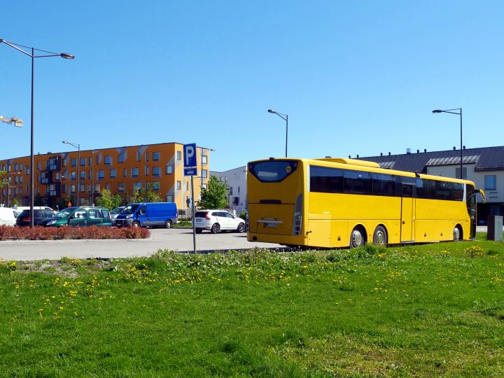 Suurpeltoon valmistui 22 uutta asumisoikeuskotia – puuelementtirivitalot täydentävät Espoon perheasumista
