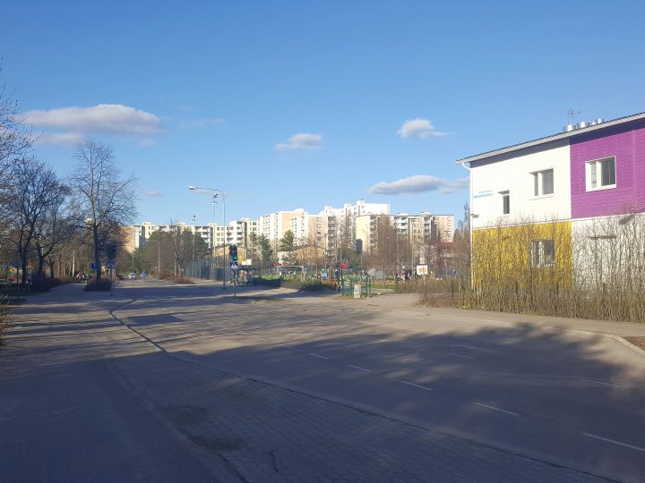Suvelasta Tapiolaan kulkenut tarina kertoo, miten suomalaisuus muuttuu arjessa