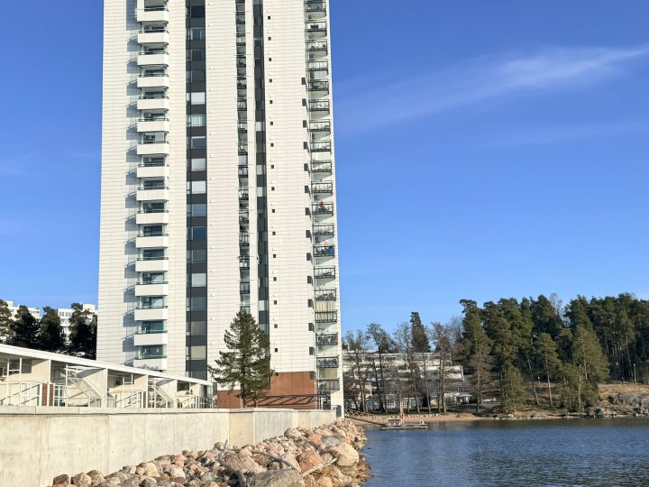 Espoon Asunnot muuttaa hissiremonttien käytäntöjä liikuntaesteisten asukkaiden tueksi