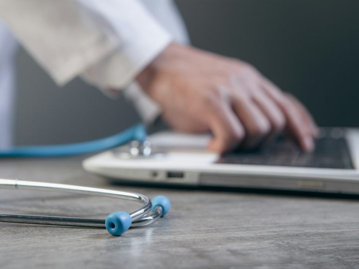 Tekoäly vapautti sote-ammattilaisten aikaa kohtaamiseen Länsi-Uudellamaalla