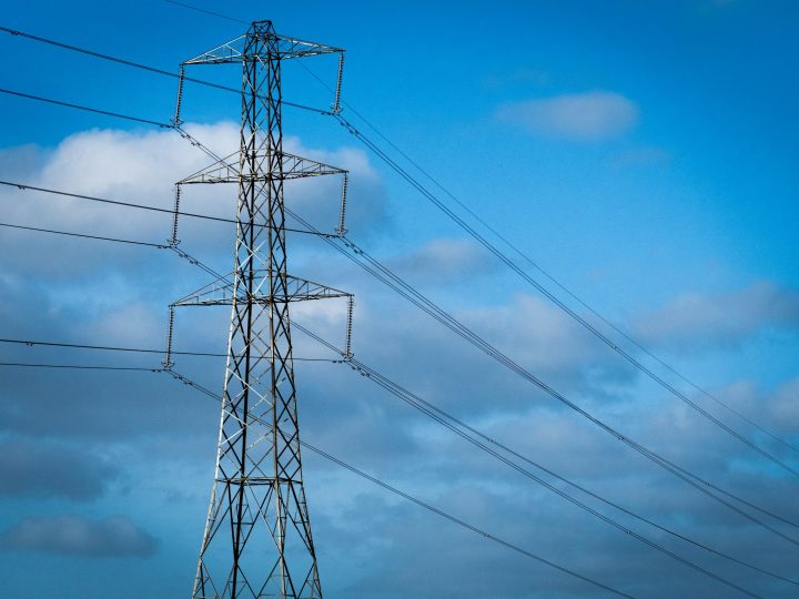 Espoon sähköverkko nousee kotien arjen ytimeen – Carunan kuulemisessa korostuivat varmuus ja kapasiteetti