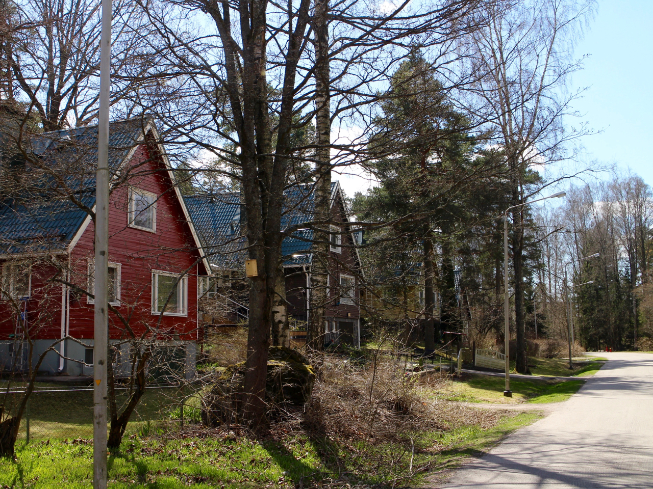 Espoon omakotitalojen mediaanihinta laski 46 750 euroa – tilastossa 100 kauppaa