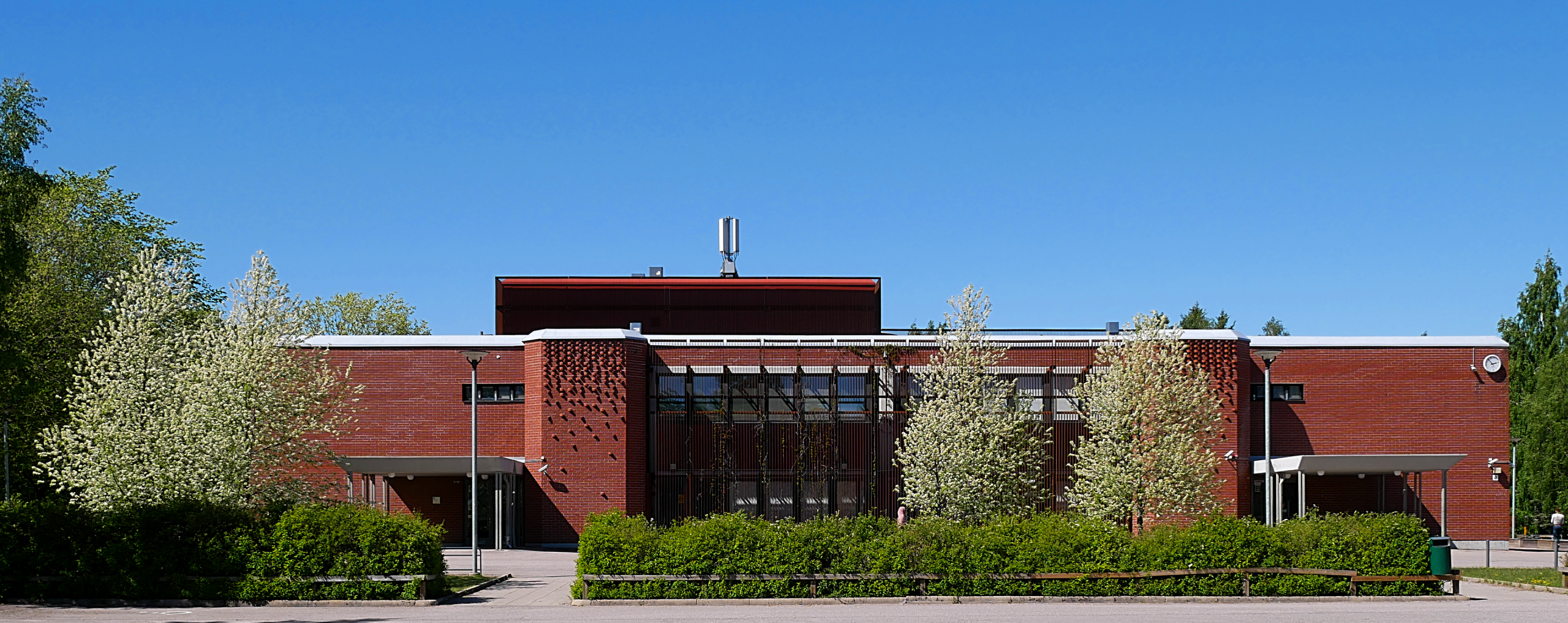 Kuitinmäen koulu jättää kaverikuvat pois syksyn koulukuvauksesta