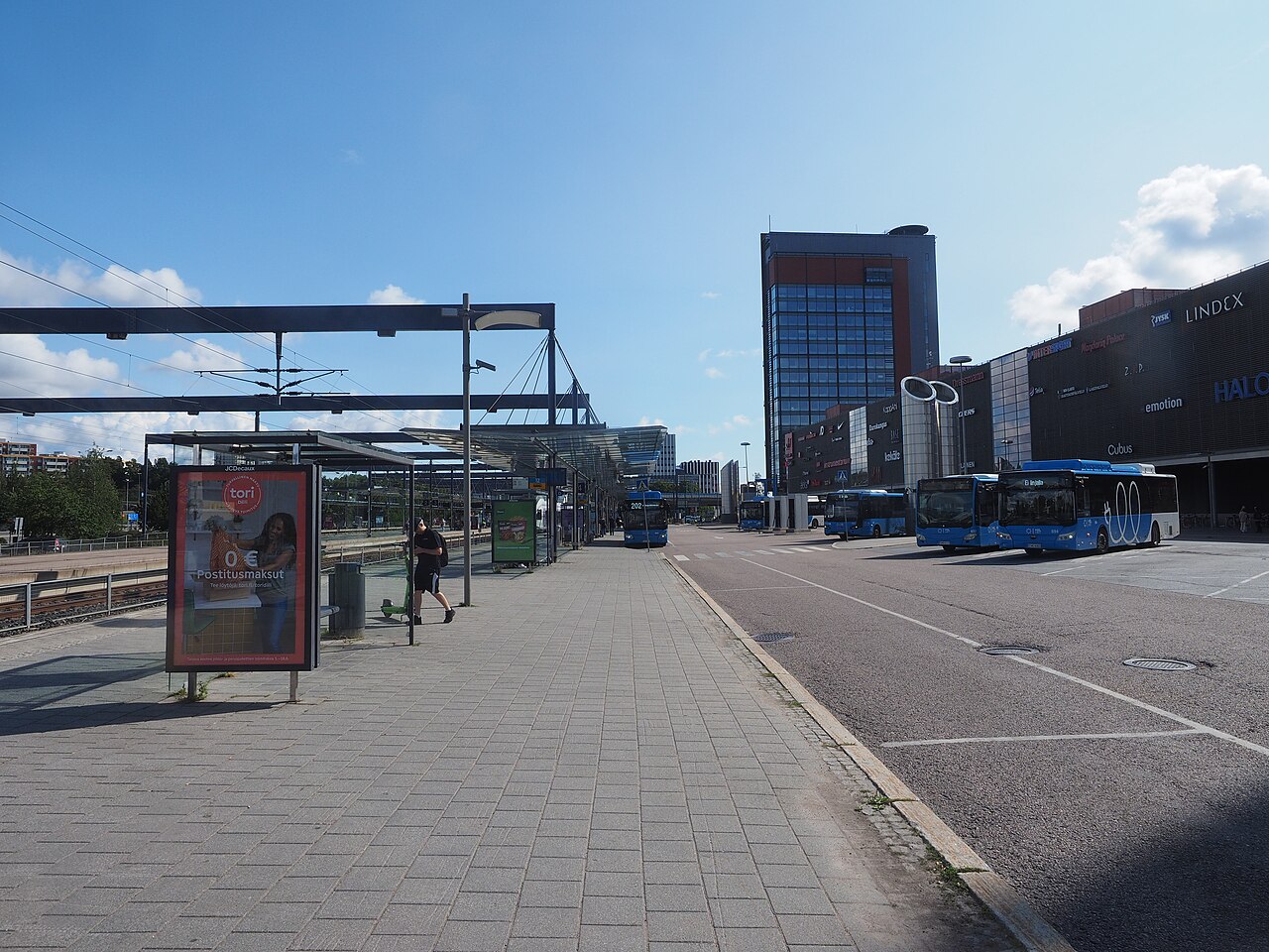 HSL kilpailuttaa korvaavat bussit Espoon viiden viikon ratakatkolle